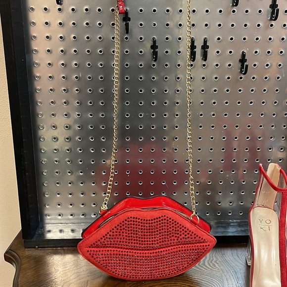 Heeled Ankle boots, and mini purse set - Picture 7 of 9